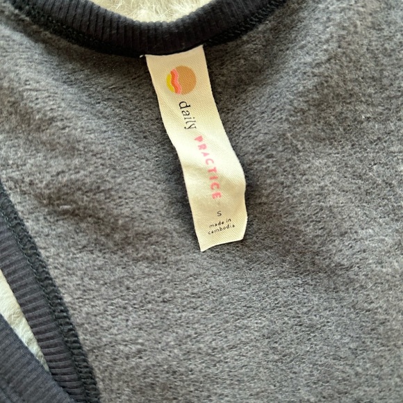 Daily Practice Reflection Jumpsuit in Navy Size Small - Picture 3 of 6